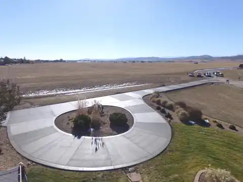 Circle drive