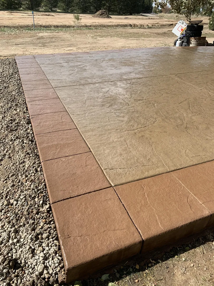 Stamped concrete patio with border